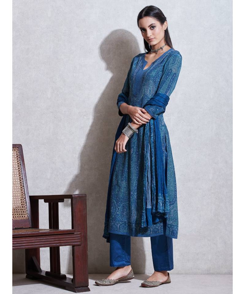 Round Neck 3/4 Sleeves Kurta with Trousers & Dupatta