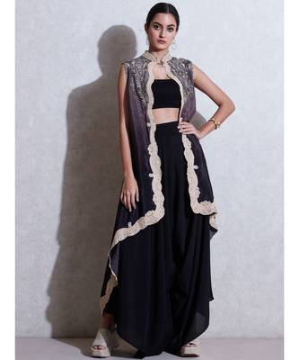 Band Collar Sleeveless Cape With Inner And Trouser 1