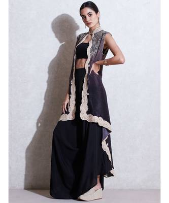 Band Collar Sleeveless Cape With Inner And Trouser 3