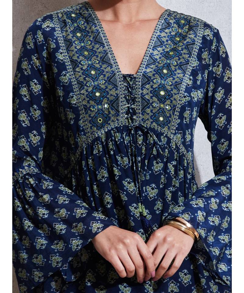 V Neck Flounce Sleeves Geometric Floral Kurti