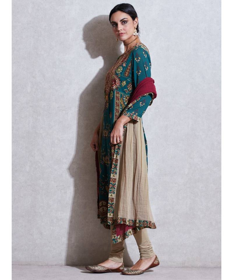 Round Neck 3/4 Sleeve Long Printed Embroidered Kurta With Legging And Dupatta