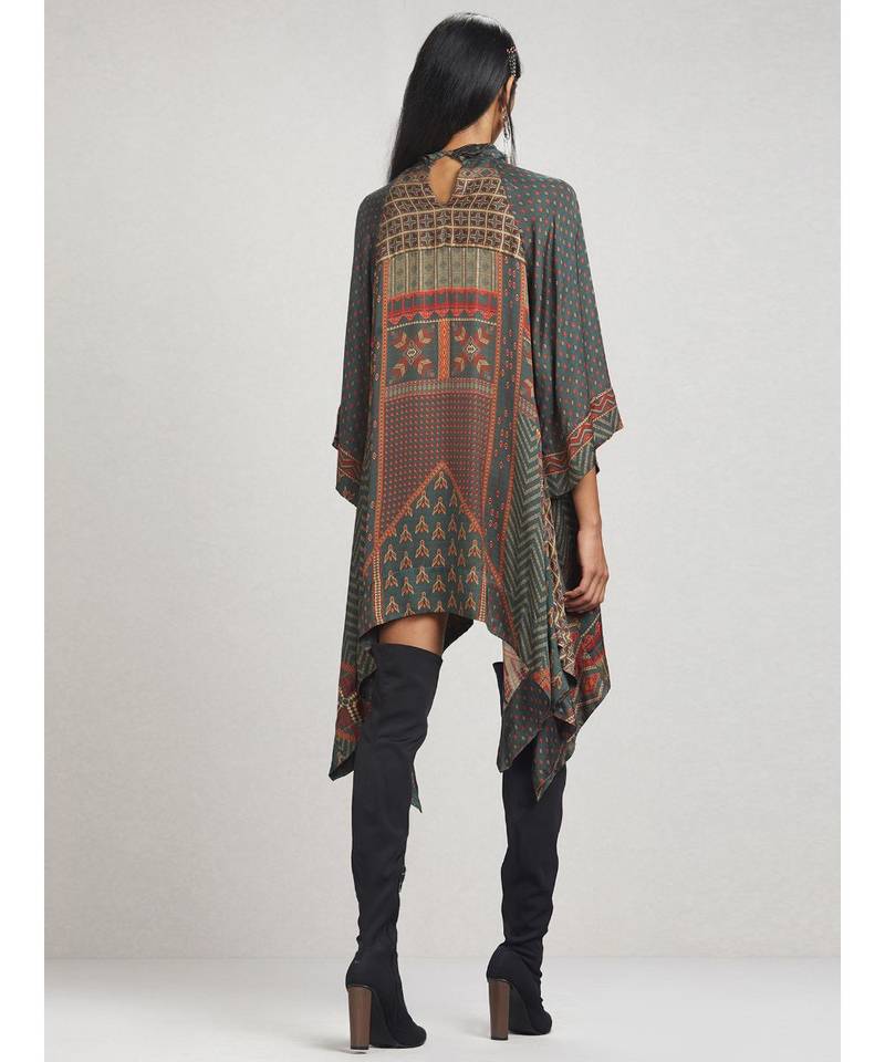 Twisted Neck 3/4 Sleeve Printed Asymmetrical Kurti