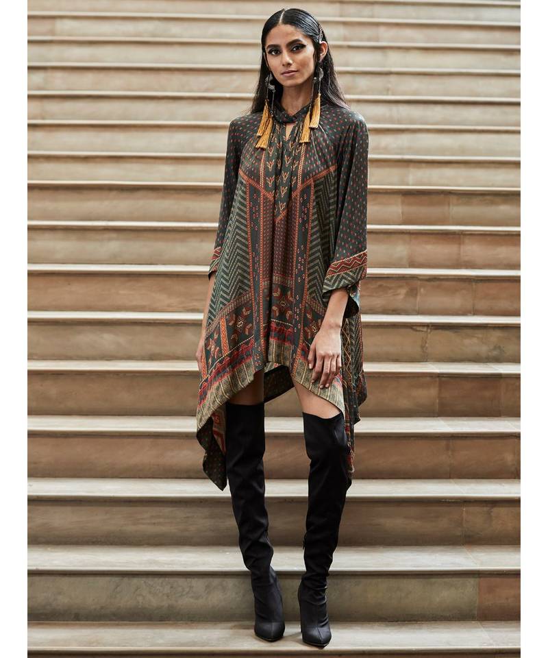 Twisted Neck 3/4 Sleeve Printed Asymmetrical Kurti