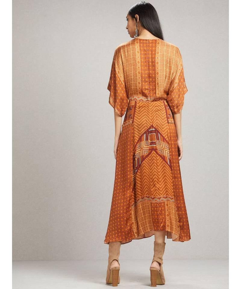 Round Neck Half Sleeve Long Printed Dress With Waist Tie