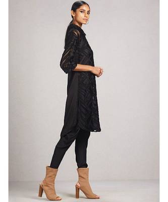 Shirt Collar 3/4 Sleeve Solid Velvet Kurti With Camisole 4