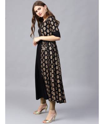 Varanga Women Black & Golden Printed A-Line Kurta 1