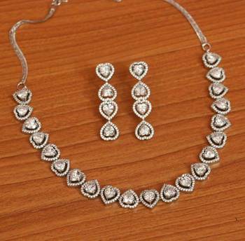 White necklace-sets 1