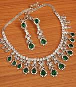 Green necklace-sets