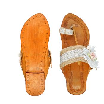 Jute with White Flower Embellished Kolhapuri Chappal For Women & Girls 3