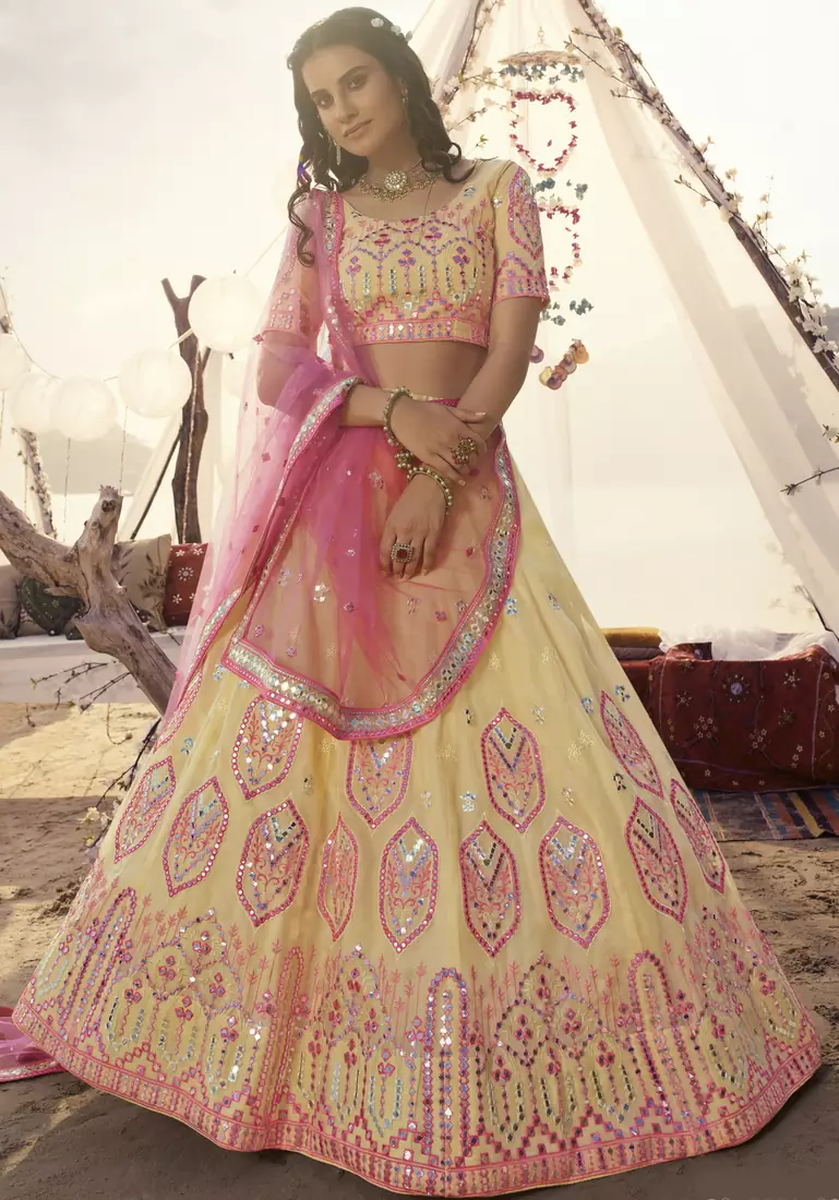 Off-white thread embroidered organza Semi Stitched bridal lehenga