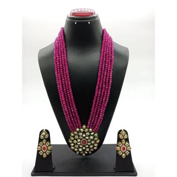Gold necklaces 1