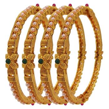  Gold bangles-and-bracelets 1