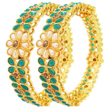 Green bangles-and-bracelets 1