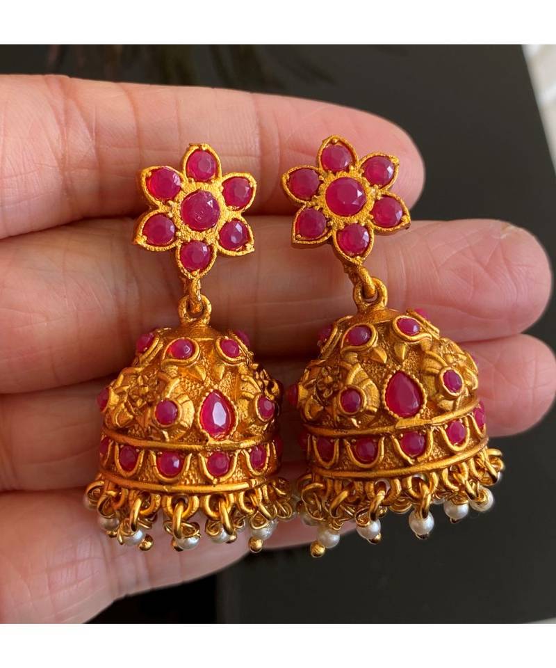 Beautiful Matte Finish Pink Multi Layer Designer Short Haar Set Dj18631