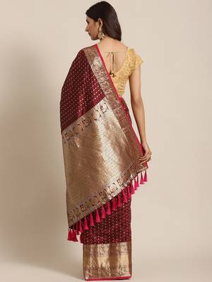 VASTRANAND Maroon & Golden Woven Design Zari Celebrity Banarasi Saree 2