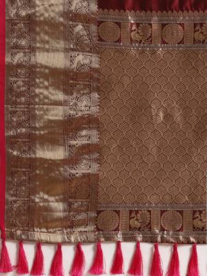 VASTRANAND Maroon & Golden Woven Design Zari Celebrity Banarasi Saree 4