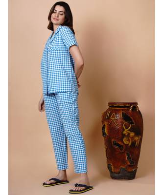Handloom cotton blue and white check night lounge set with matching hairband 4