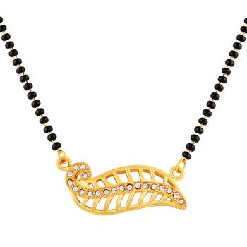 Asmitta Stylish Leaf Shape Gold toned Princess Mangalsutra For Women 3