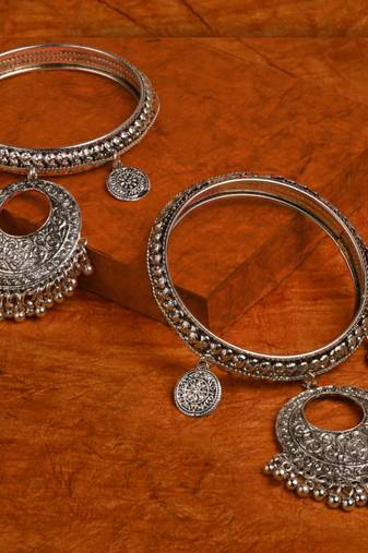 Asmitta Traditional Oxidised German Silver ghungroo Jewelry Latkan Bangles