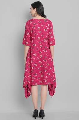 Janasya Pink printed rayon party wear kurtis 4