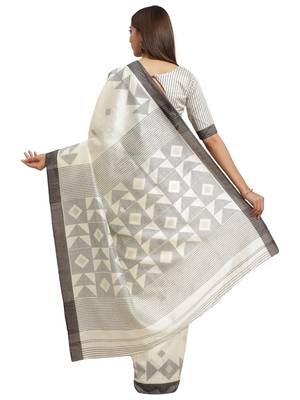 Cream printed bhagalpuri saree with blouse 2