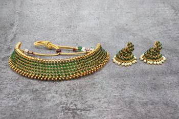 Green Stone Antique Kempu Choker Necklace Set 2