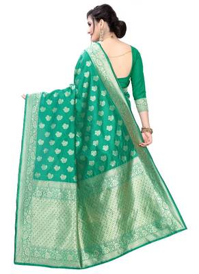 Green Woven Jacquard Saree With Blouse 4