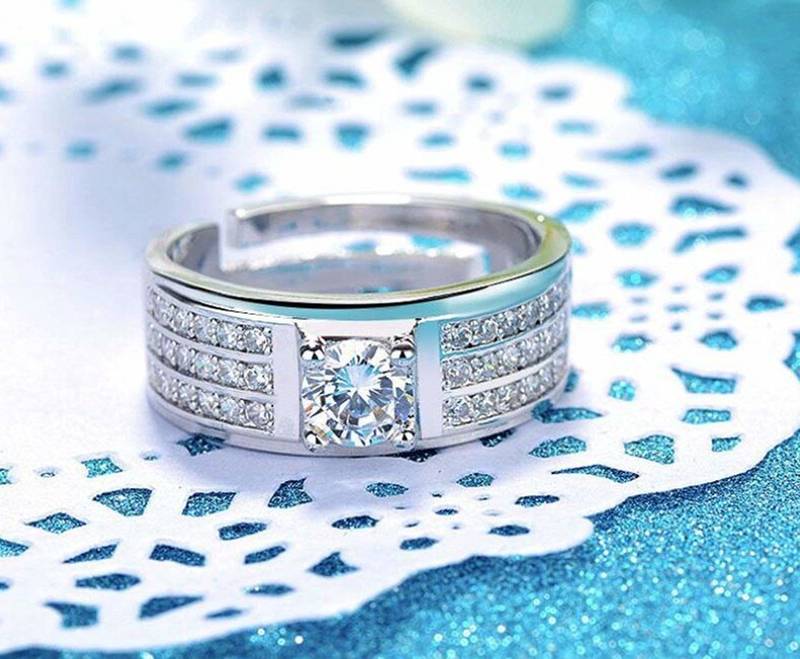 Silver Plated CZ American Diamond Adjustable Finger Ring with Red Rose Gift Box For Men (S001-FL164CO)