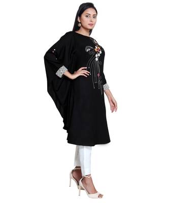 En Vogue Embroidered Viscose Kurta 2