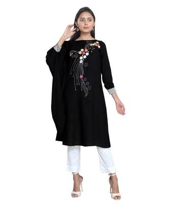En Vogue Embroidered Viscose Kurta 3