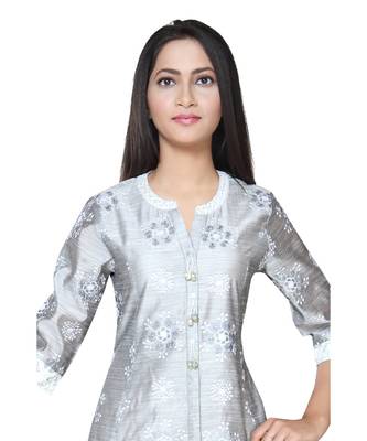 En Vogue Embroidered Flared Kurta Set With Dupatta 5