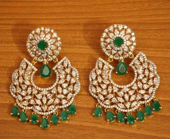 Green emerald  danglers-drops 1