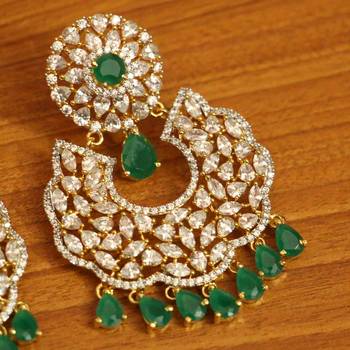 Green emerald  danglers-drops 2