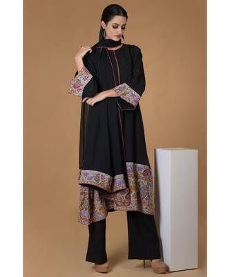Black Kalamkari & Sozni Kashidakari Handcrafted Kurta Set 2