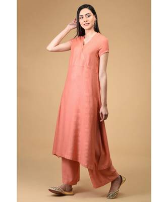 Salmon Self Weave Kurta Set With Dupatta 6