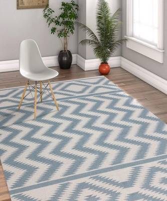 Luxurious Area Rug 5'x8' Ivory for Indoor interior design 1
