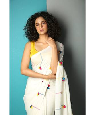 White Cotton Saree With PomPom 2