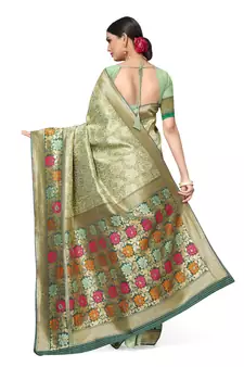 Green Woven Silk Blend Saree With Blouse