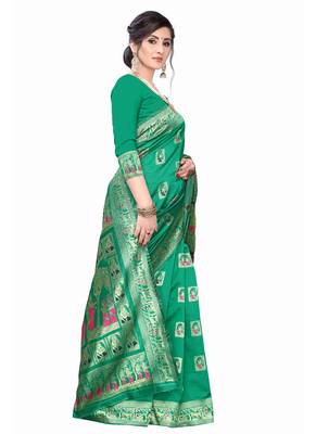 Green Woven silk blend Saree With Blouse 3