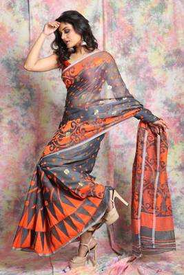 Grey woven jamdani saree with all over butta 2