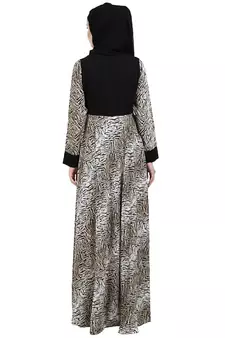 Animal printed dual colored abaya