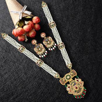 Gold mother of pearl jewellery
 3