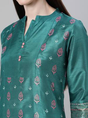 Green printed art silk kurtas-and-kurtis 4