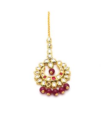 Red kundan maang tikka 4