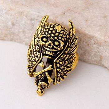 Gold brooch 3