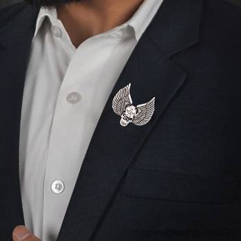Silver brooch 2