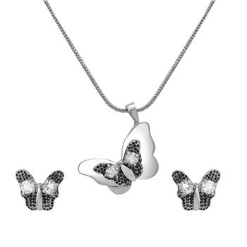 White crystal necklaces 1