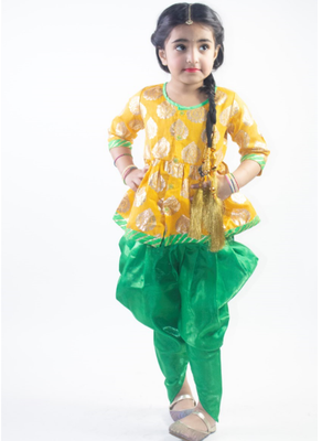 Designer Girls Foil print kurta dhoti set 4