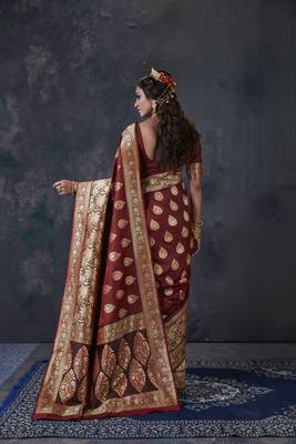 Maroon woven banarasi silk saree with blouse 3