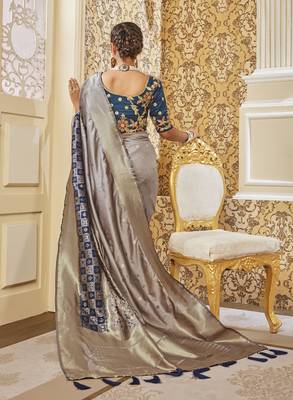 Grey woven banarasi silk saree with blouse 3